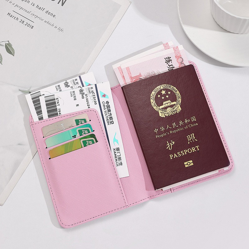 Hello Kitty Dames Paspoorthoes - Tech Accessories Travel recensie en prijs